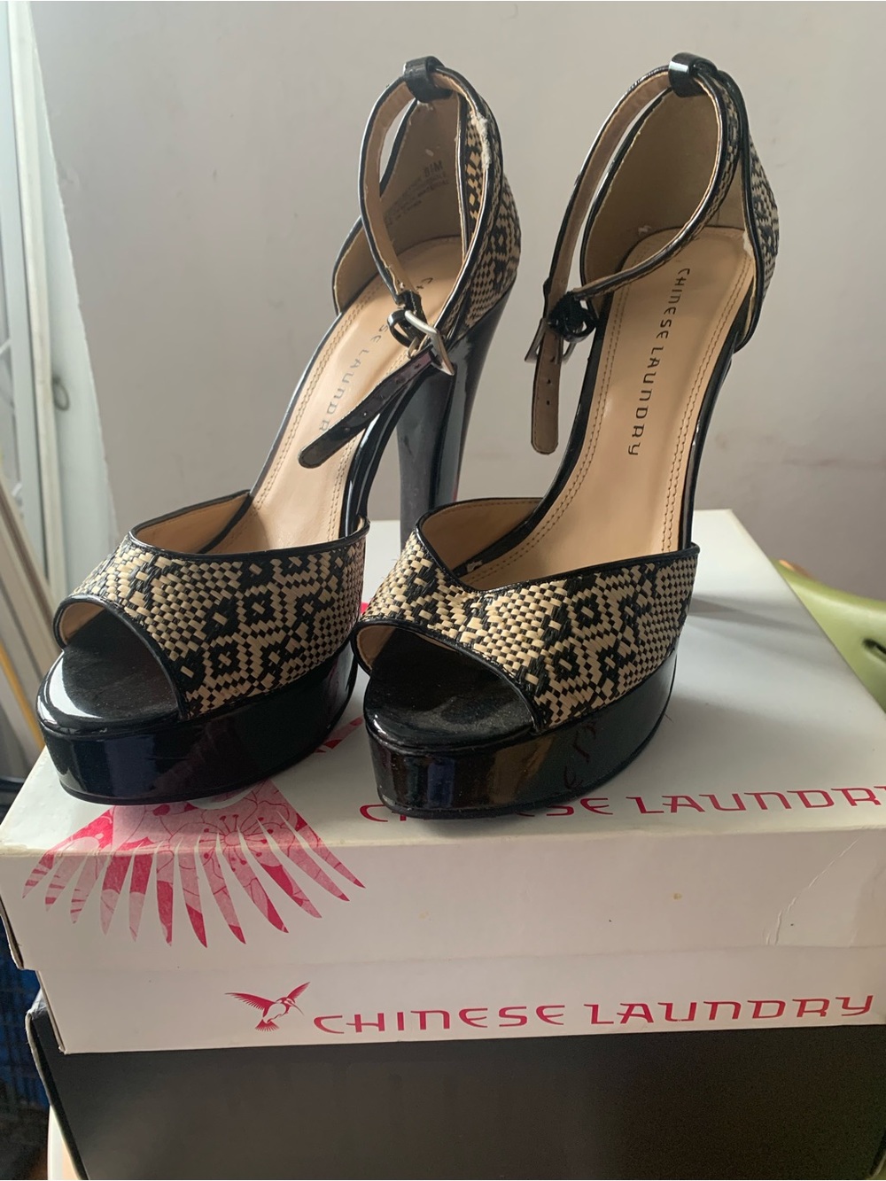 Chinese Laundry Black and Tan Snake-Print Platform Heels. Woven rattan-style